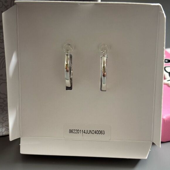 Hello kitty silver plated hoop earrings red white new - Picture 9 of 10